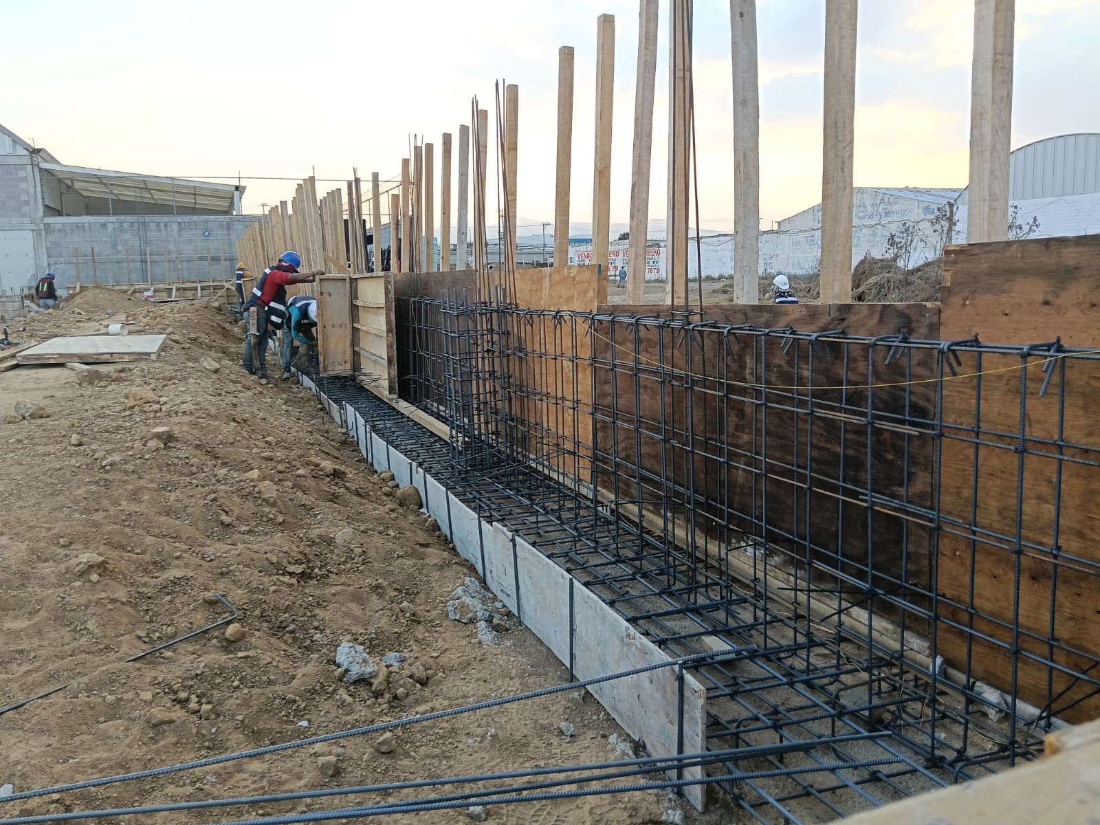 Castillos y dalas — obra civil CUMISA